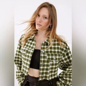 BDG Carissa Flannel Cropped Shirt Jacket Green Multi